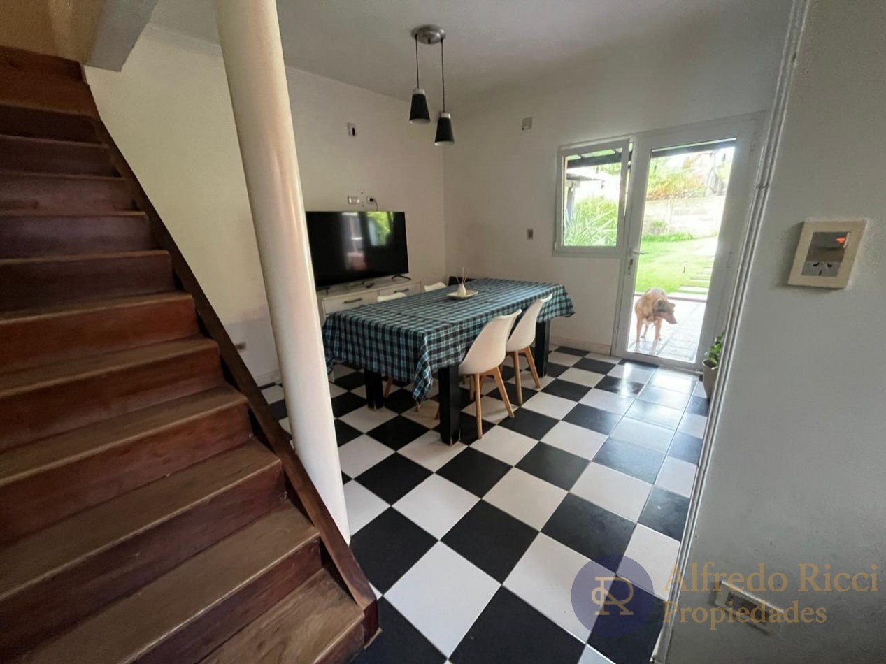 EXCELENTE CASA DE DOS PLANTAS EN VENTA. INMEJORABLE RELACION PRECIO-CALIDAD-PRESTACIONES!!