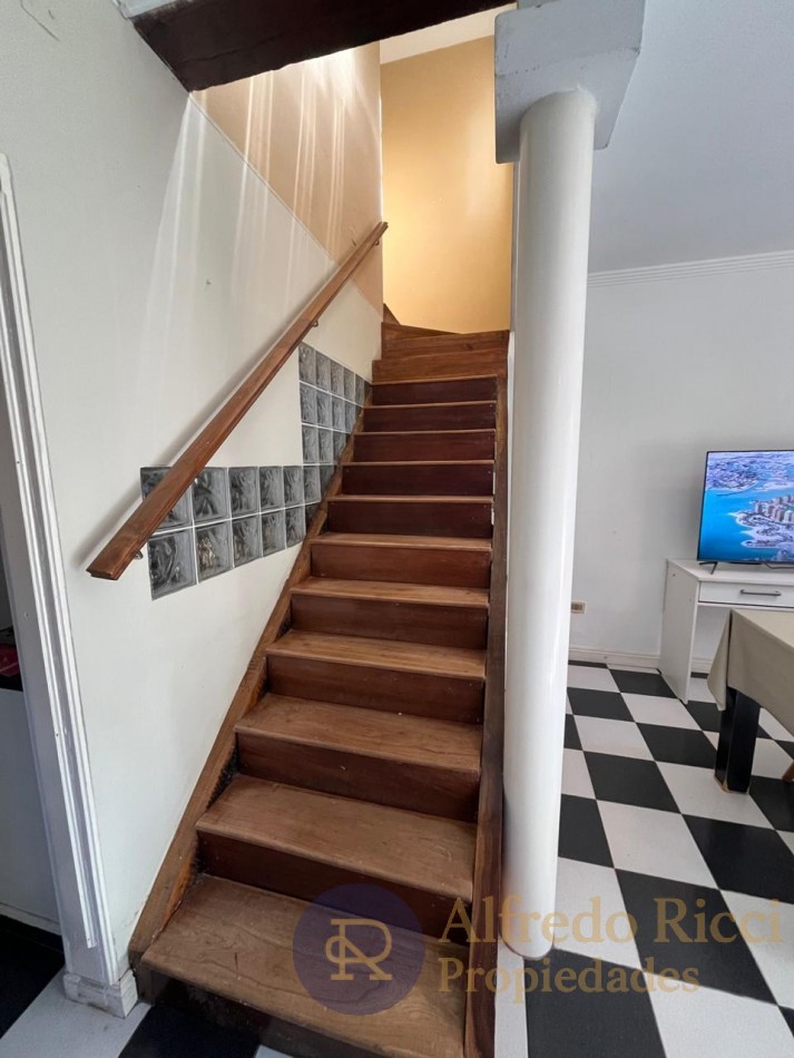 EXCELENTE CASA DE DOS PLANTAS EN VENTA. INMEJORABLE RELACION PRECIO-CALIDAD-PRESTACIONES!!