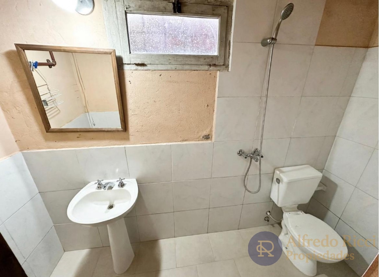 VIVIENDA + LOCAL COMERCIAL