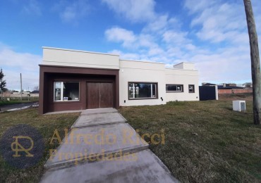 Moderna y funcional propiedad de reciente construccion
