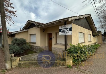 CHALET DE ESTILO TRADICIONAL EN EXCELENTE UBICACION