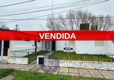 VENTA - CASA EN BARRIO BANCO PROVINCIA