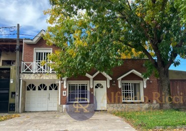 EXCELENTE CASA DE DOS PLANTAS EN VENTA. INMEJORABLE RELACION PRECIO-CALIDAD-PRESTACIONES!!